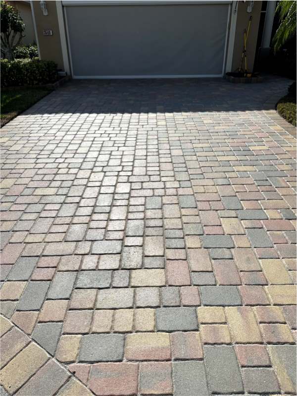  Pressure washing driveway from Goldmillio cleaning service