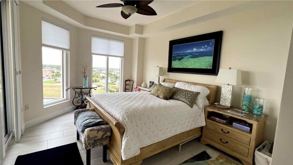 Master bedroom cleaning - Deep cleaning in Cape Coral by Goldmillio - Jan 24