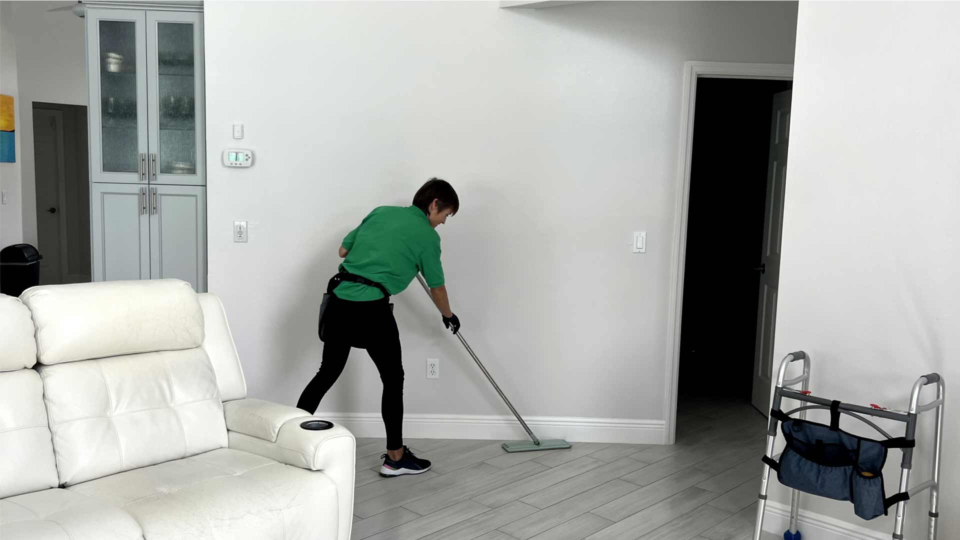 Floor cleaning - Regular cleaning in Cape Coral by Goldmillio - Feb 15