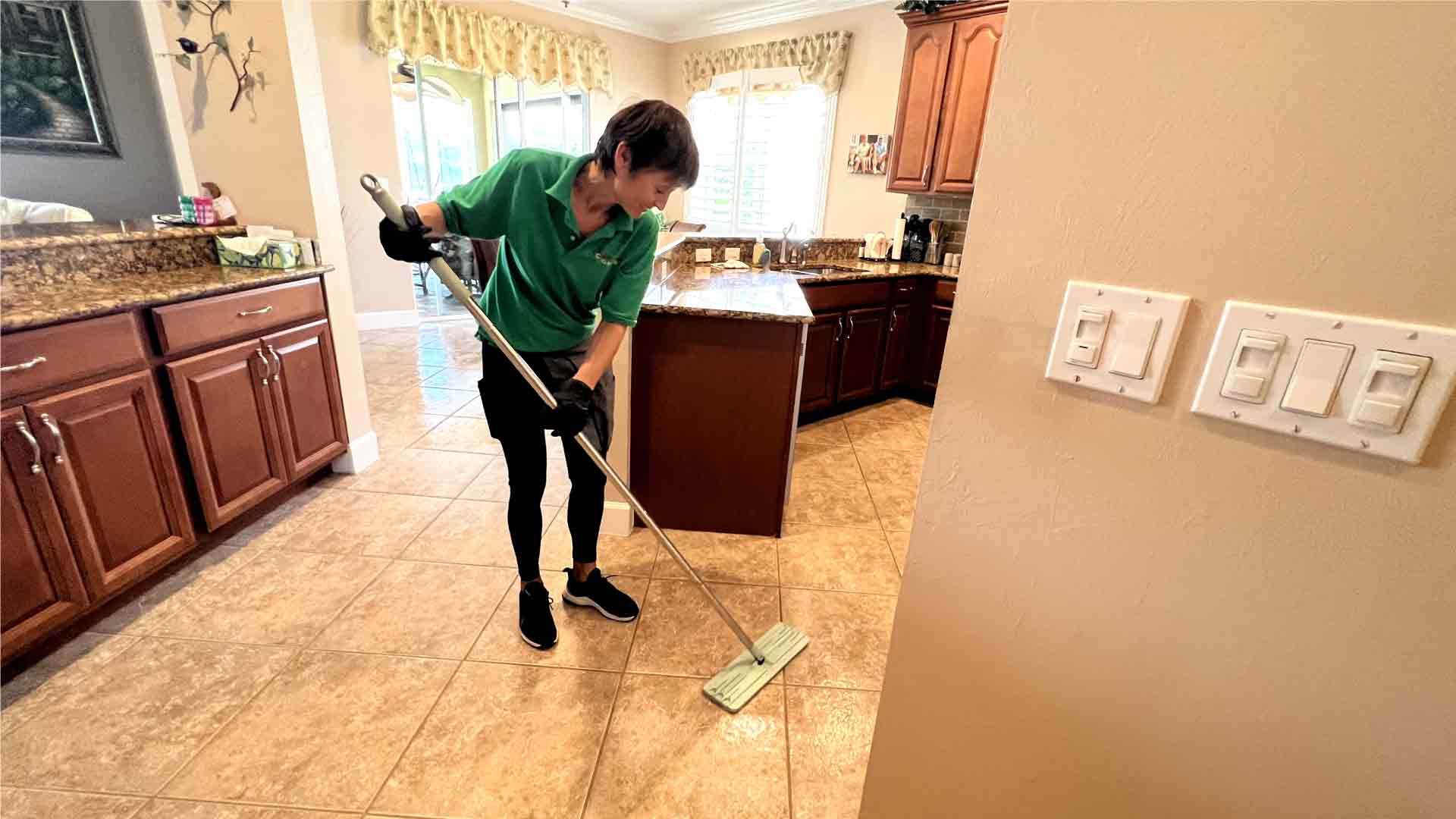 Floor cleaning - Regular cleaning in Cape Coral by Goldmillio - Mar 1