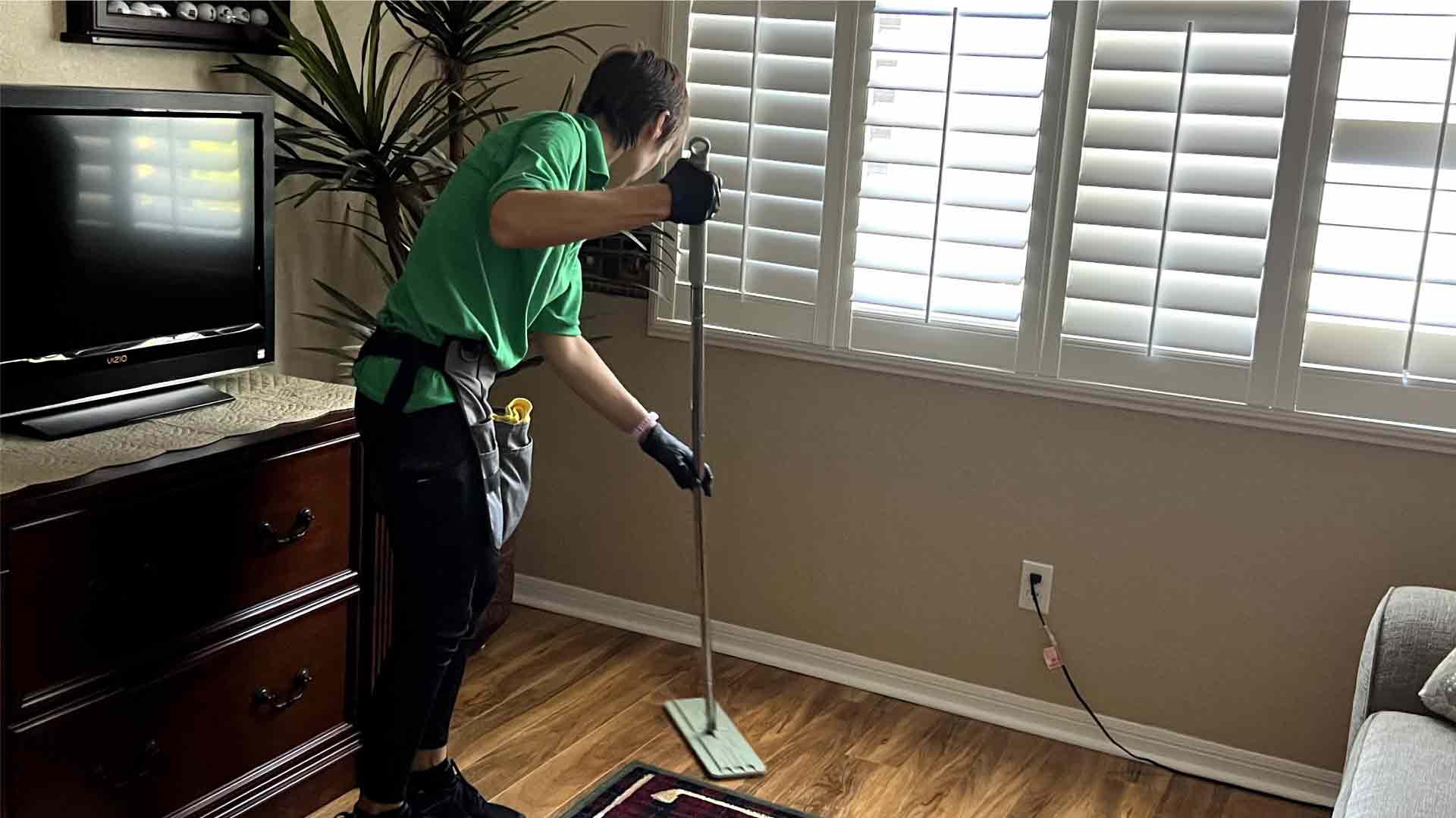 Floor mopping - Regular cleaning in Cape Coral by Goldmillio - Feb 7