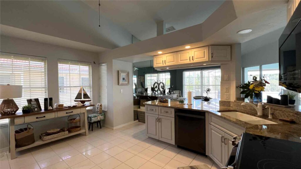 Kitchen cleaning - Deep cleaning in Cape Coral by Goldmillio - Mar 28