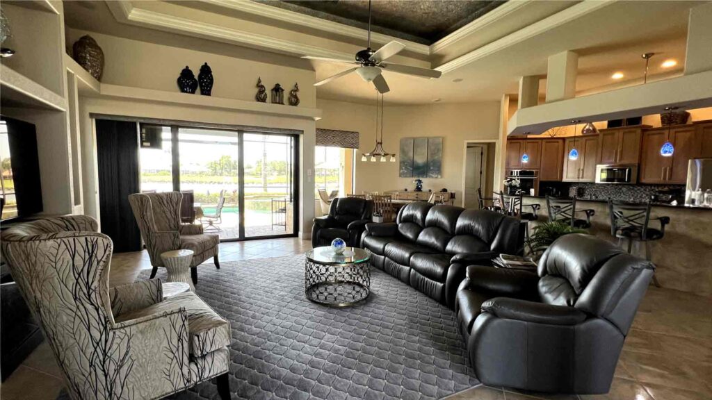 Living room - Deep cleaning in Cape Coral by Goldmillio - Apr 10