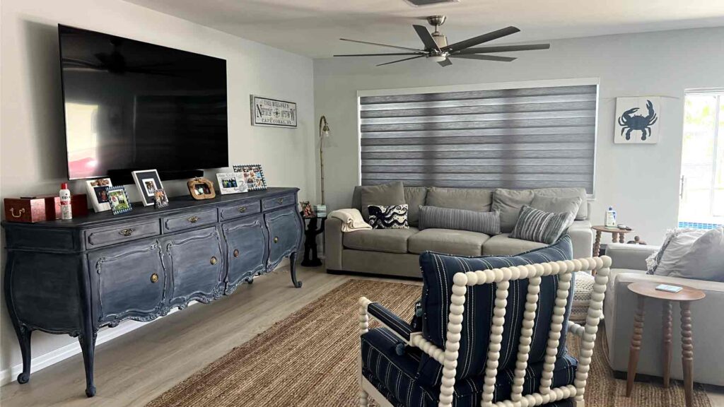 Living room - Deep cleaning in Cape Coral by Goldmillio - Apr 2