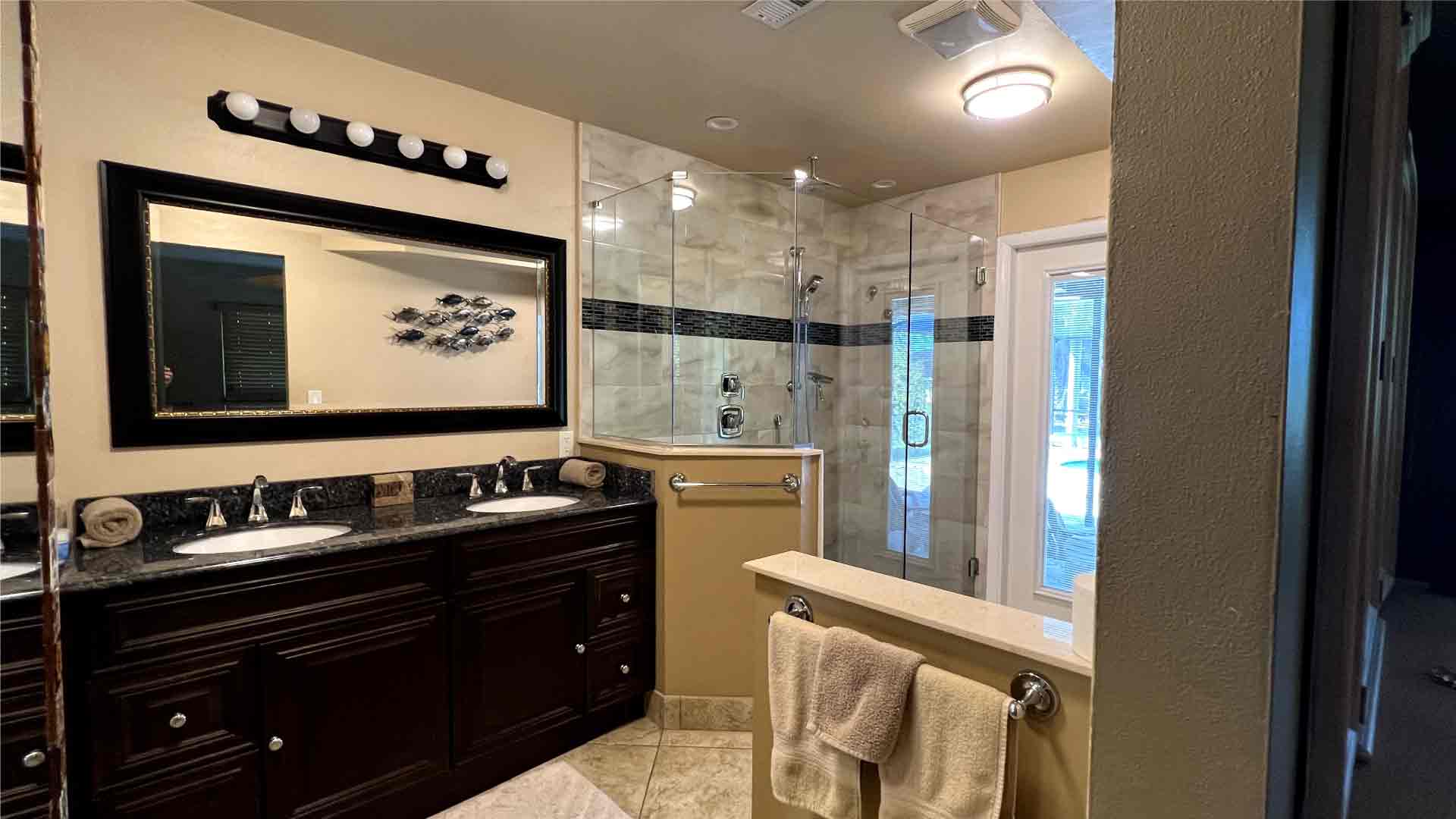 Bathroom - Regular cleaning in Cape Coral by Goldmillio - Apr 12
