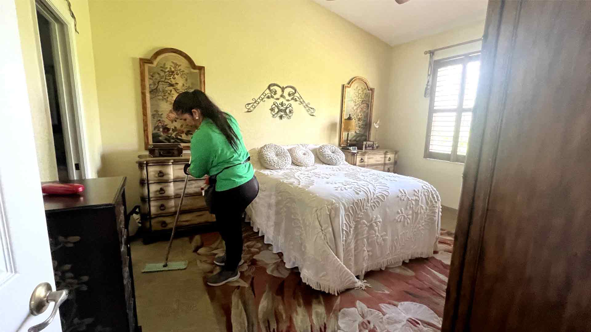 Bedroom - Deep cleaning in Cape Coral by Goldmillio - Apr 15 