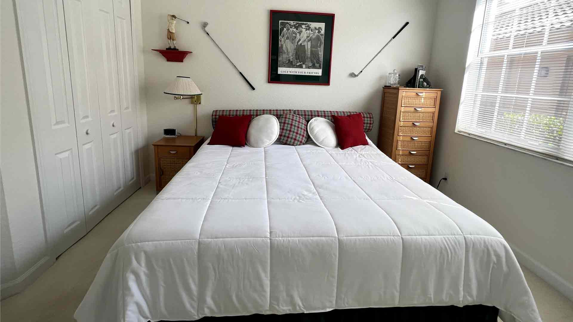 Bedroom - Regular cleaning in Cape Coral by Goldmillio - Apr 18