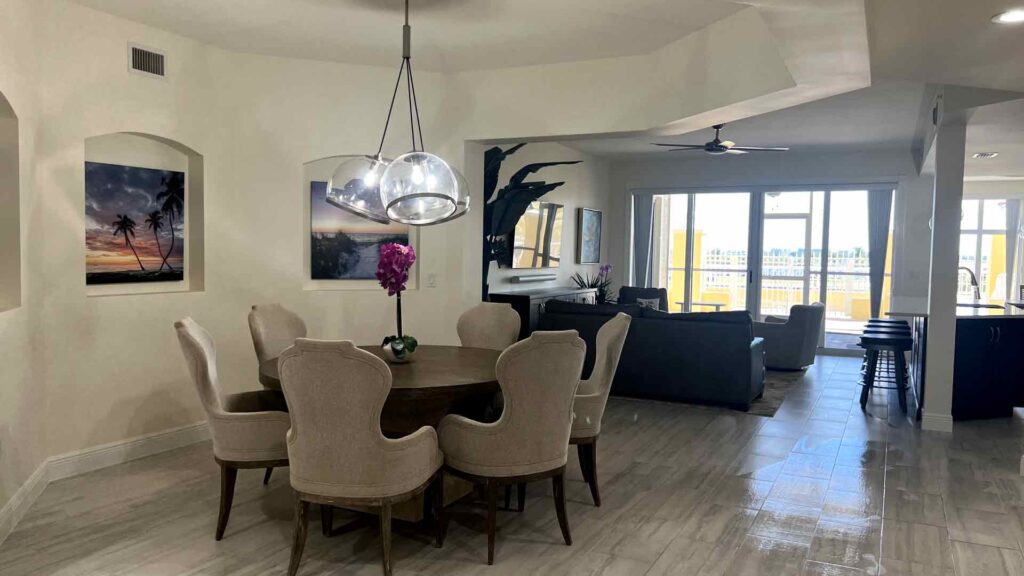 Dining room - Deep condo cleaning in Cape Coral by Goldmillio - Apr 21 | https://www.google.com/maps/place/?cid=2863543821522134674