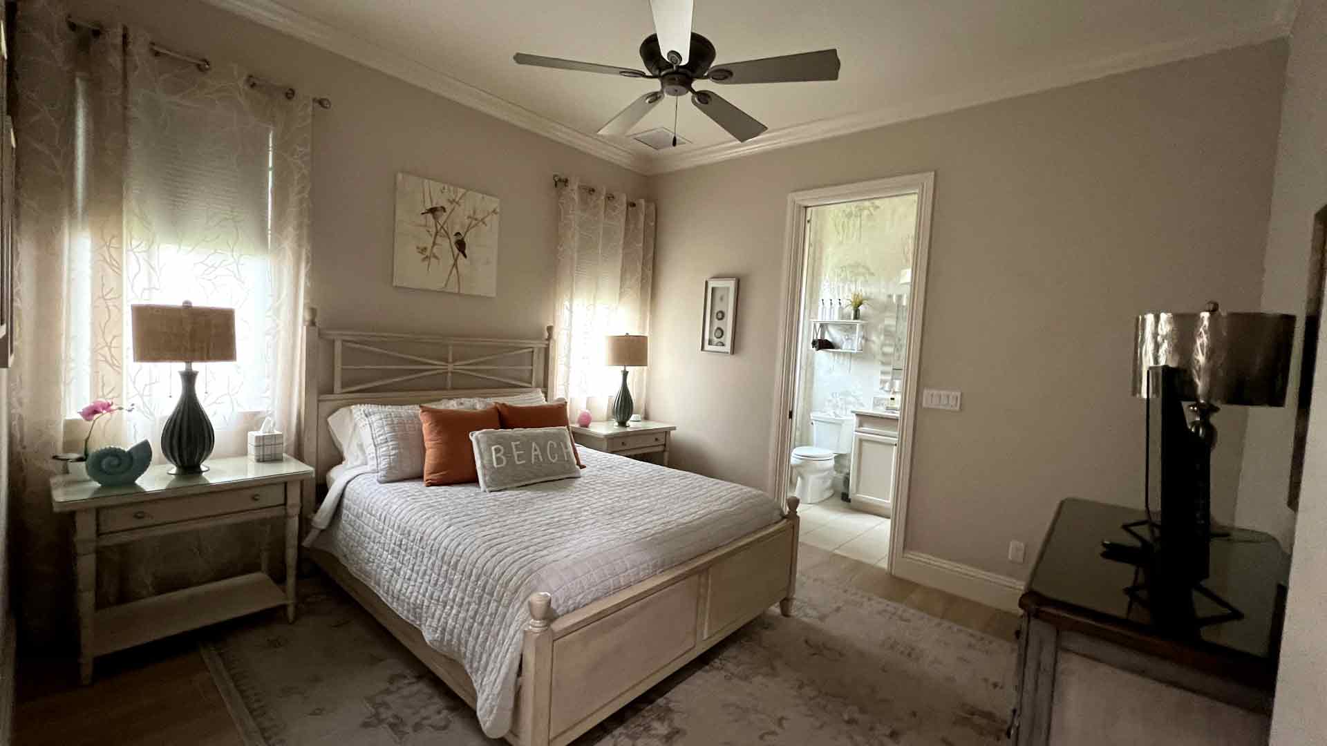 Bedroom - Regular cleaning in Cape Coral by Goldmillio - May 25