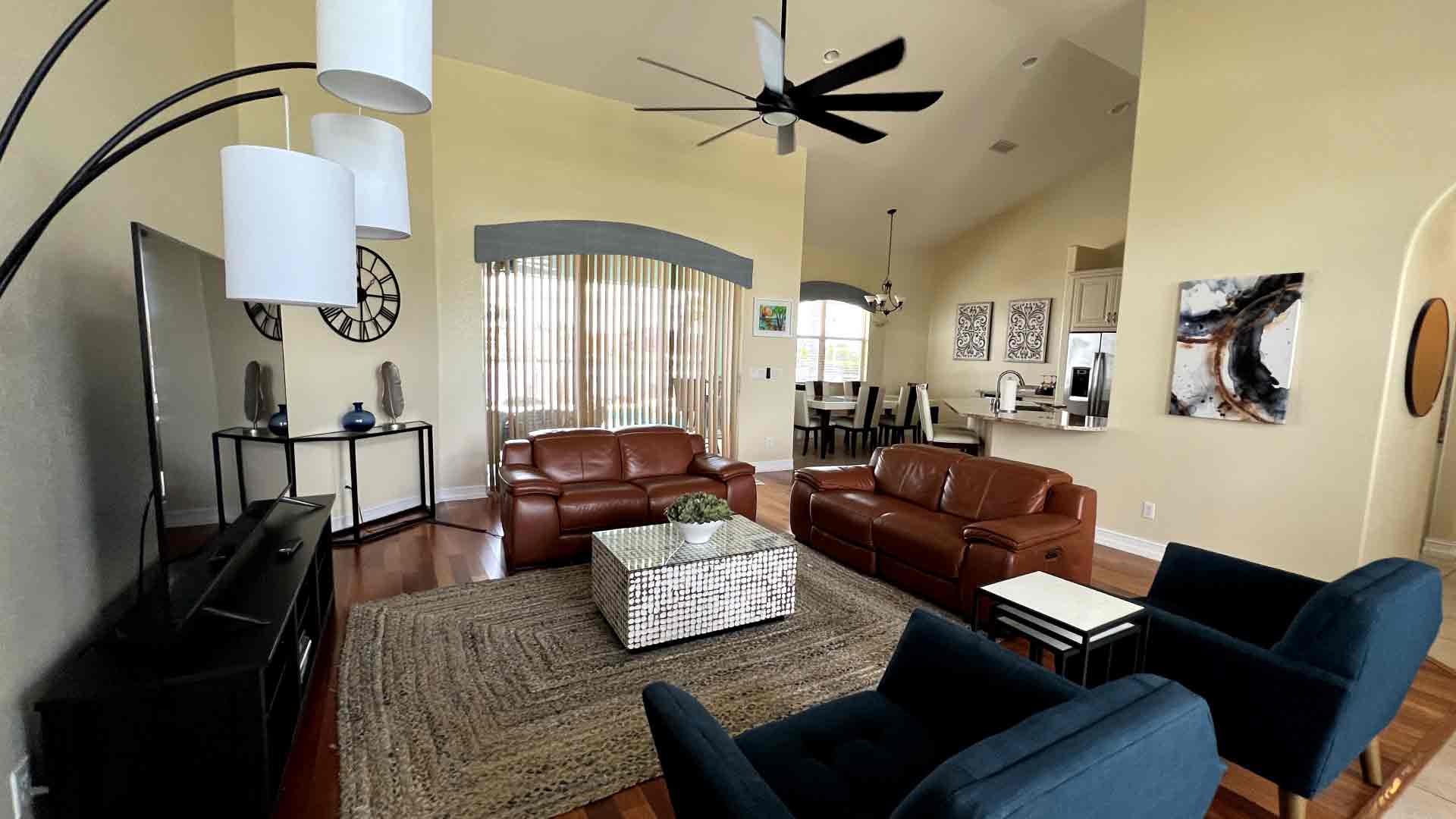 Living room - Regular cleaning in Cape Coral by Goldmillio - June 4 