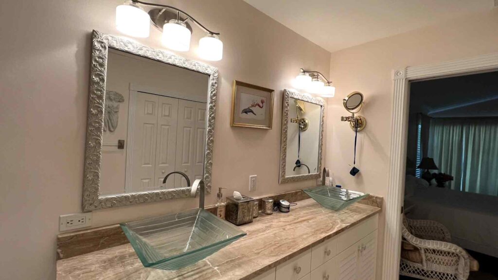 Bathroom - Regular cleaning in Cape Coral by Goldmillio - July 26