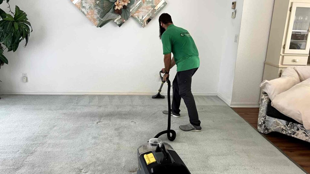 Carpet cleaning in Cape Coral by Goldmillio - July 20