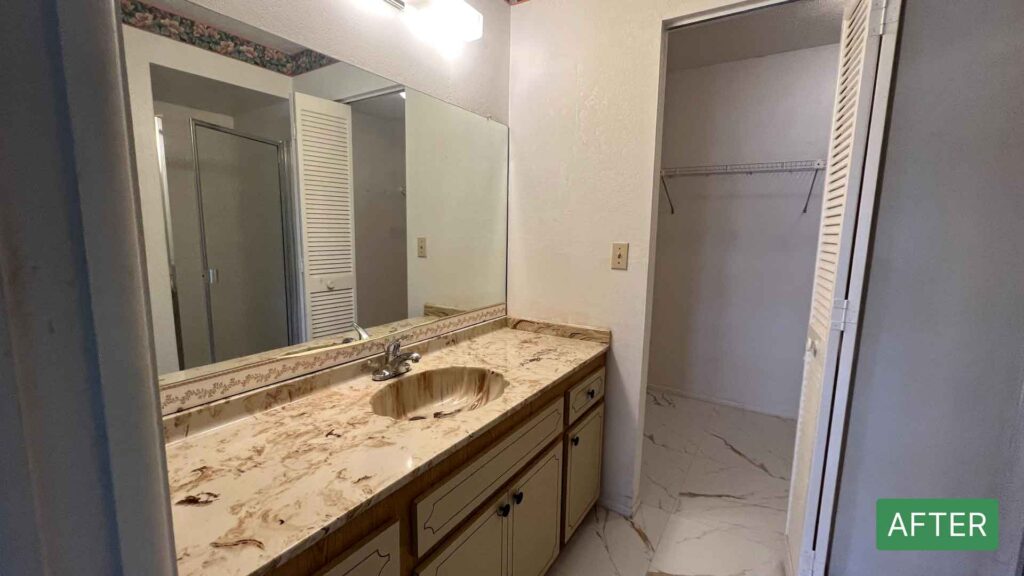 Bathroom - Move out cleaning in Cape Coral by Goldmillio - Aug 16